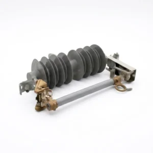SECCIONADOR TIPO CUT OUT DE 27KV 100A 150KV BILL POLIMERICO MARCA TANHO